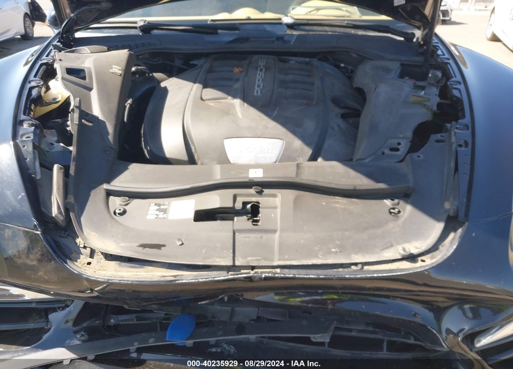 2013 PORSCHE CAYENNE DIESEL VIN: WP1AF2A29DLA31877