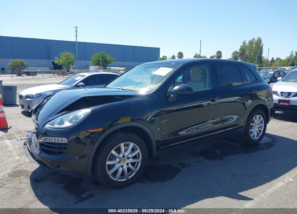 2013 PORSCHE CAYENNE DIESEL VIN: WP1AF2A29DLA31877