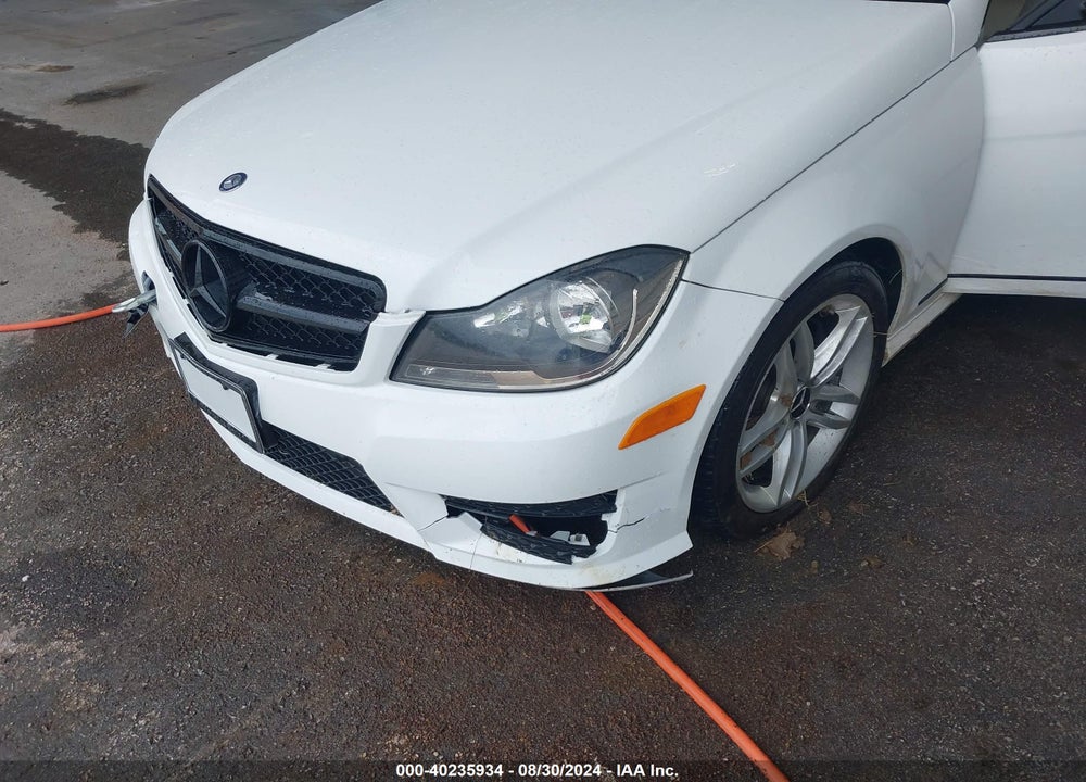 2014 MERCEDES-BENZ C 300 LUXURY 4MATIC/SPORT 4MATIC VIN: WDDGF8AB0ER317488