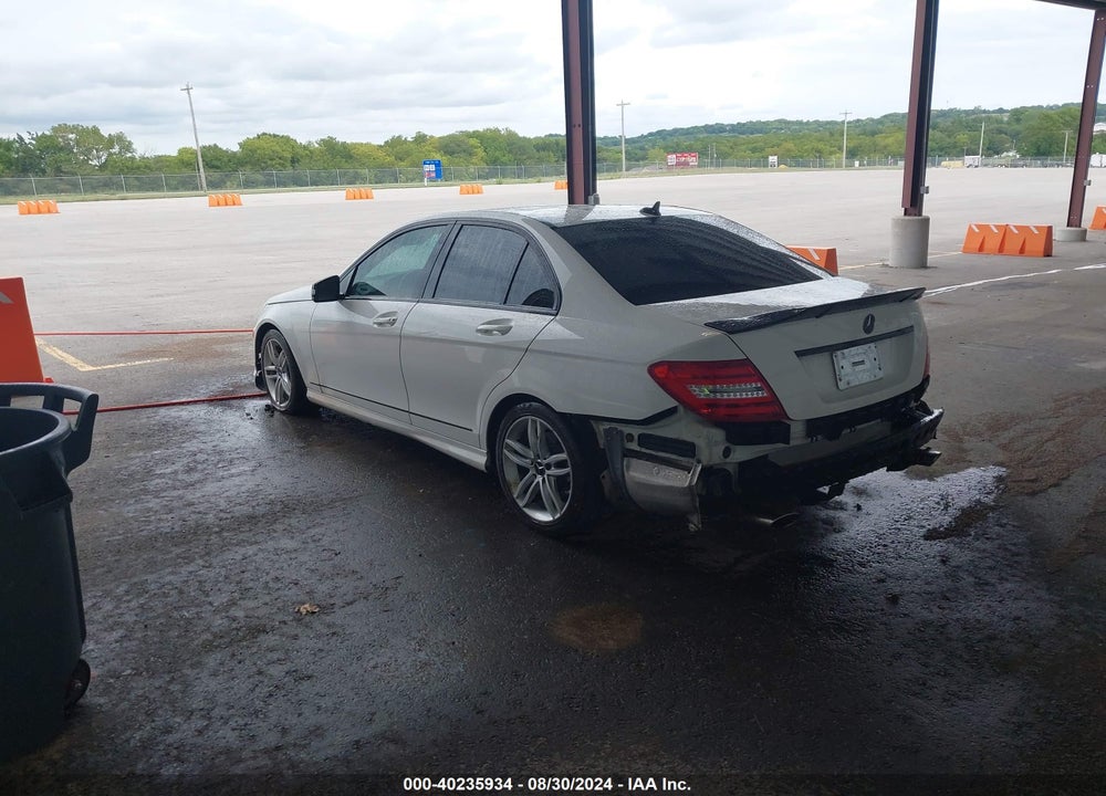 2014 MERCEDES-BENZ C 300 LUXURY 4MATIC/SPORT 4MATIC VIN: WDDGF8AB0ER317488