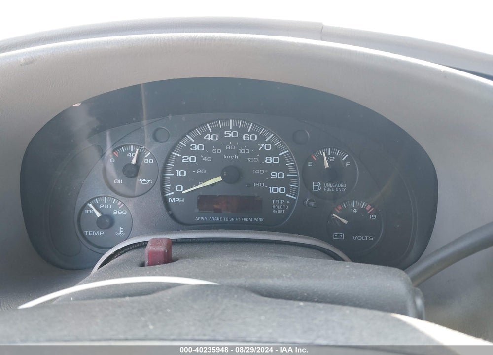 1996 CHEVROLET ASTRO VIN: 1GNDM19W2TB137511