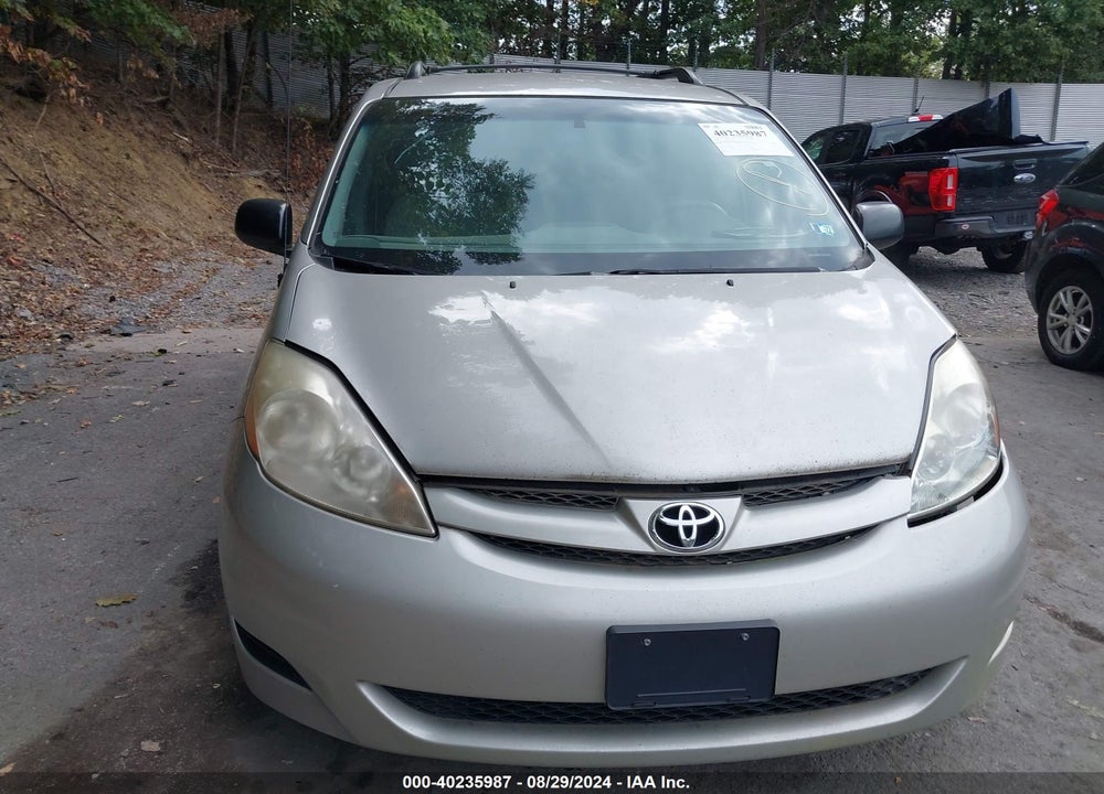2010 TOYOTA SIENNA CE VIN: 5TDKK4CC8AS298005