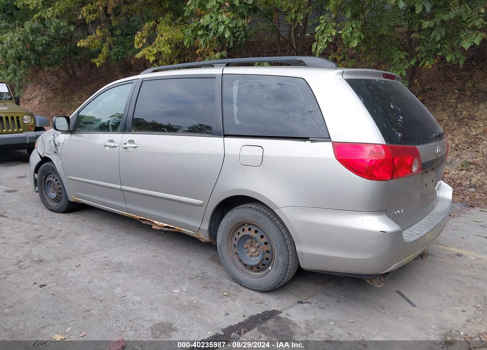 2010 TOYOTA SIENNA CE VIN: 5TDKK4CC8AS298005