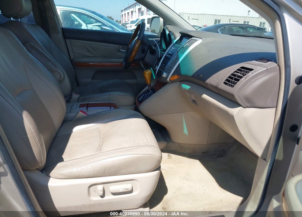 2004 LEXUS RX 330 VIN: JTJGA31U440038297