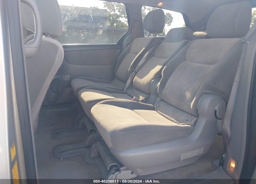 2010 TOYOTA SIENNA VIN: 5TDKK4CC4AS336216
