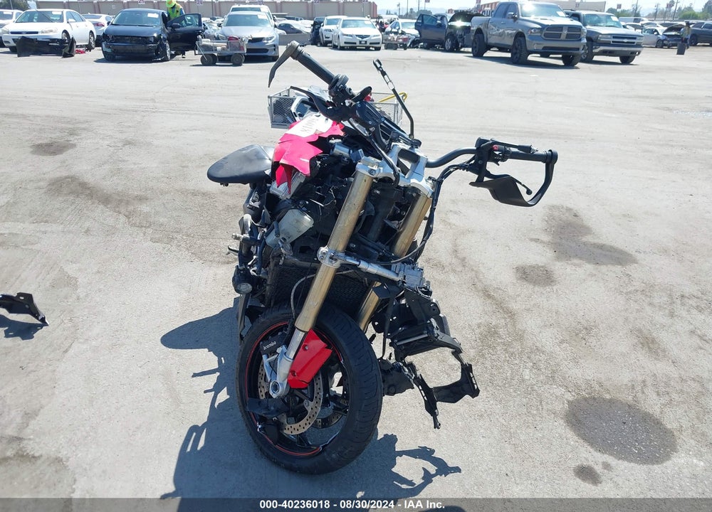 2020 BMW S 1000 XR VIN: WB10E4308LZJ83715