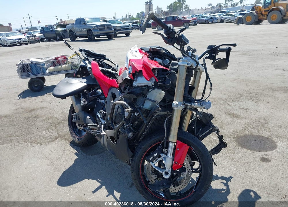 2020 BMW S 1000 XR VIN: WB10E4308LZJ83715