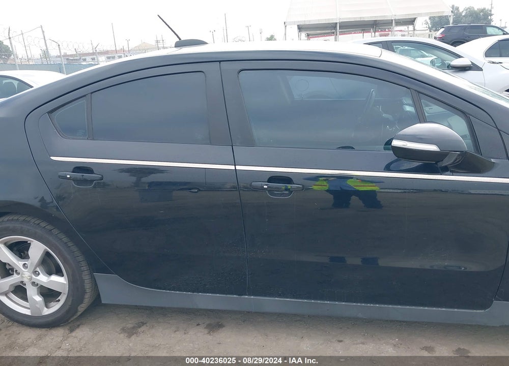 2015 CHEVROLET VOLT VIN: 1G1RC6E4XFU140001