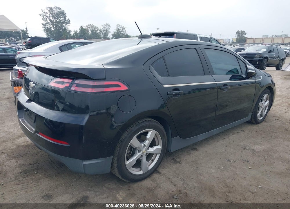 2015 CHEVROLET VOLT VIN: 1G1RC6E4XFU140001