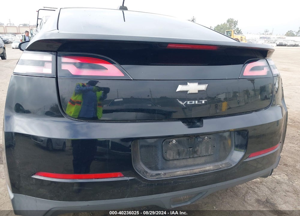 2015 CHEVROLET VOLT VIN: 1G1RC6E4XFU140001