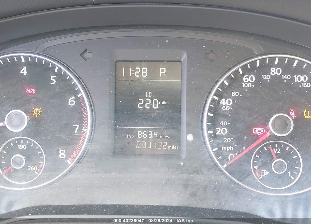 2013 VOLKSWAGEN PASSAT 2.5L S VIN: 1VWAP7A33DC071700