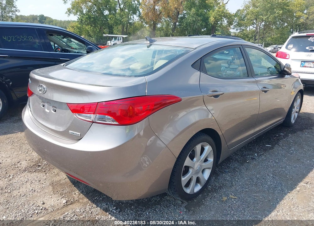 2013 HYUNDAI ELANTRA LIMITED VIN: 5NPDH4AE7DH169890