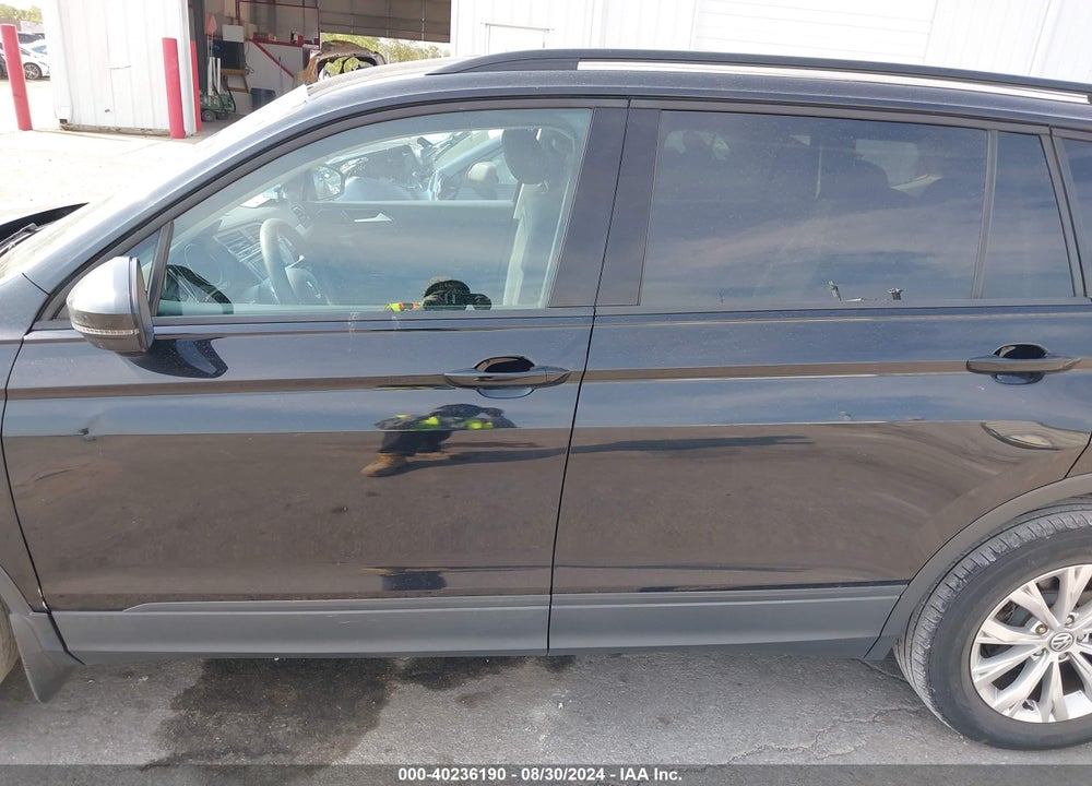 2018 VOLKSWAGEN TIGUAN 2.0T S VIN: 3VV1B7AX6JM075935