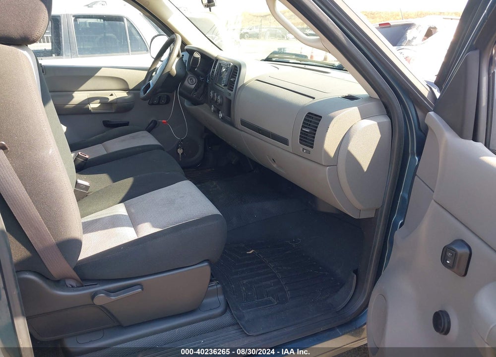 2008 CHEVROLET SILVERADO 1500 WORK TRUCK VIN: 1GCEC14XX8Z323795