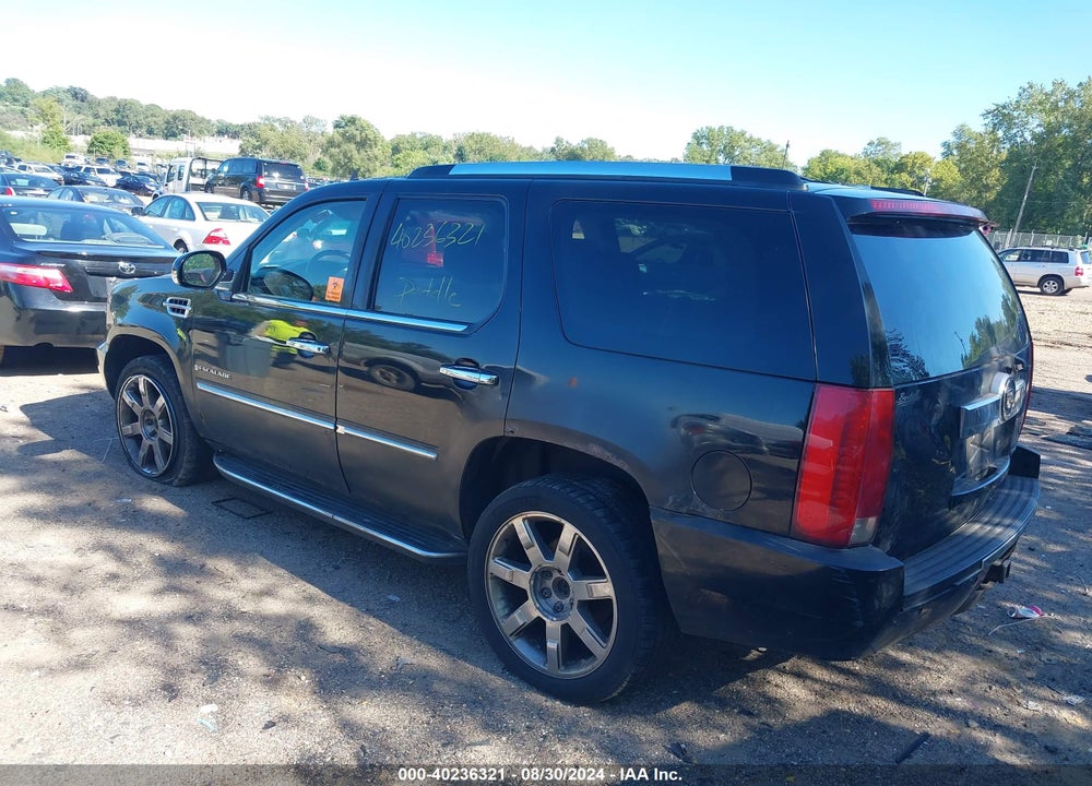 2007 CADILLAC ESCALADE STANDARD VIN: 1GYFK63897R418985