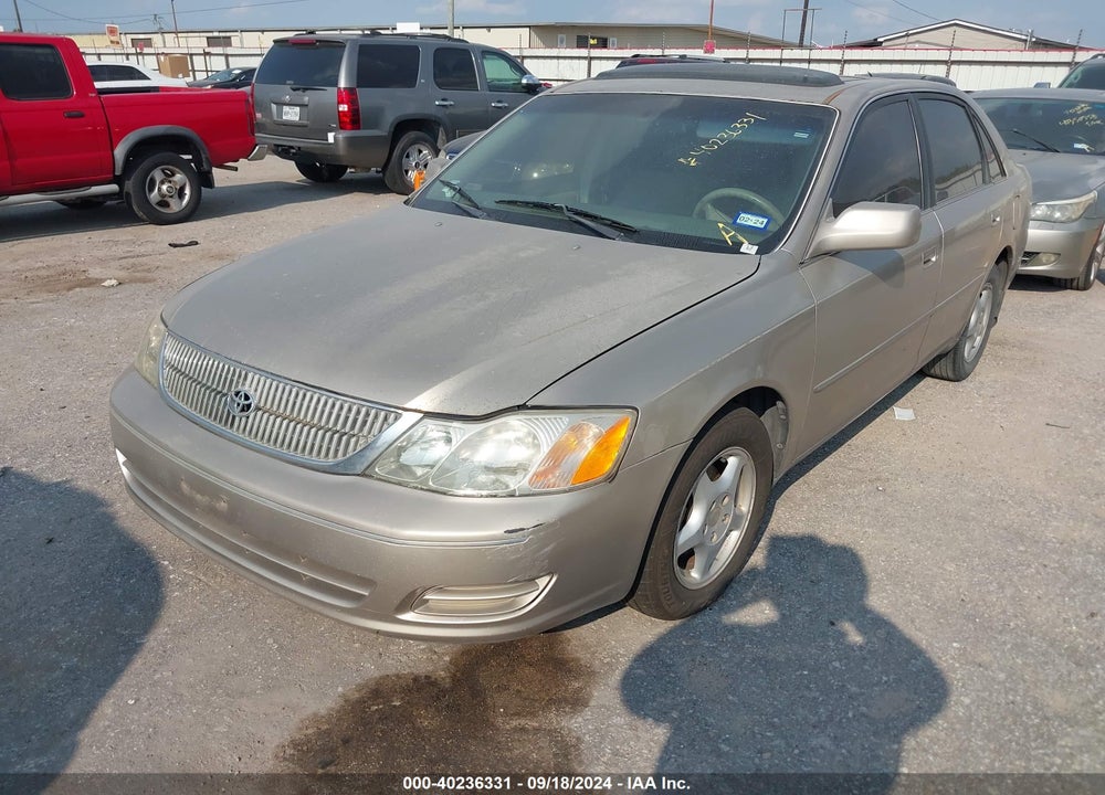 2000 TOYOTA AVALON XL VIN: 4T1BF28B1YU043092