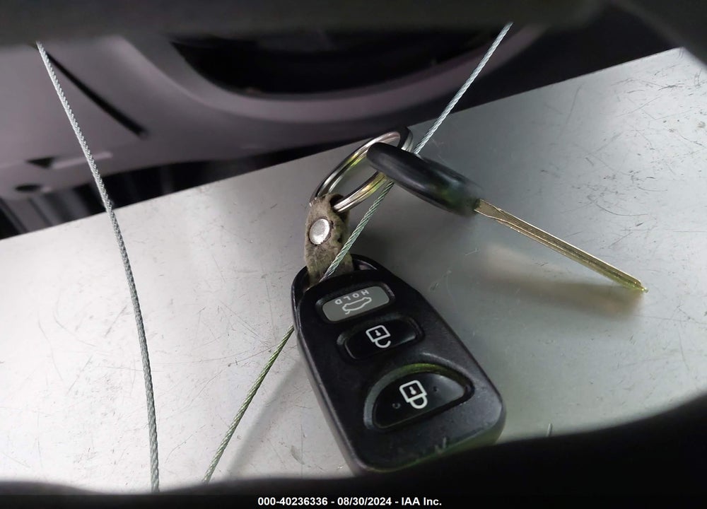 2013 HYUNDAI SONATA VIN: 5NPEB4AC4DH652676