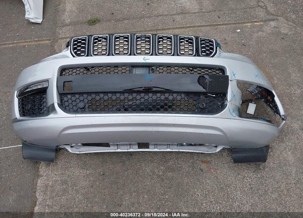 2023 JEEP GRAND CHEROKEE L SUMMIT RESERVE 4X4 VIN: 1C4RJKET0P8913047