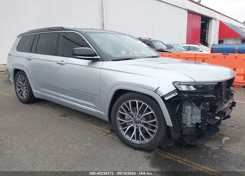 2023 JEEP GRAND CHEROKEE L SUMMIT RESERVE 4X4 VIN: 1C4RJKET0P8913047