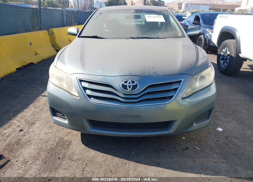 2010 TOYOTA CAMRY LE VIN: 4T1BF3EK4AU572858