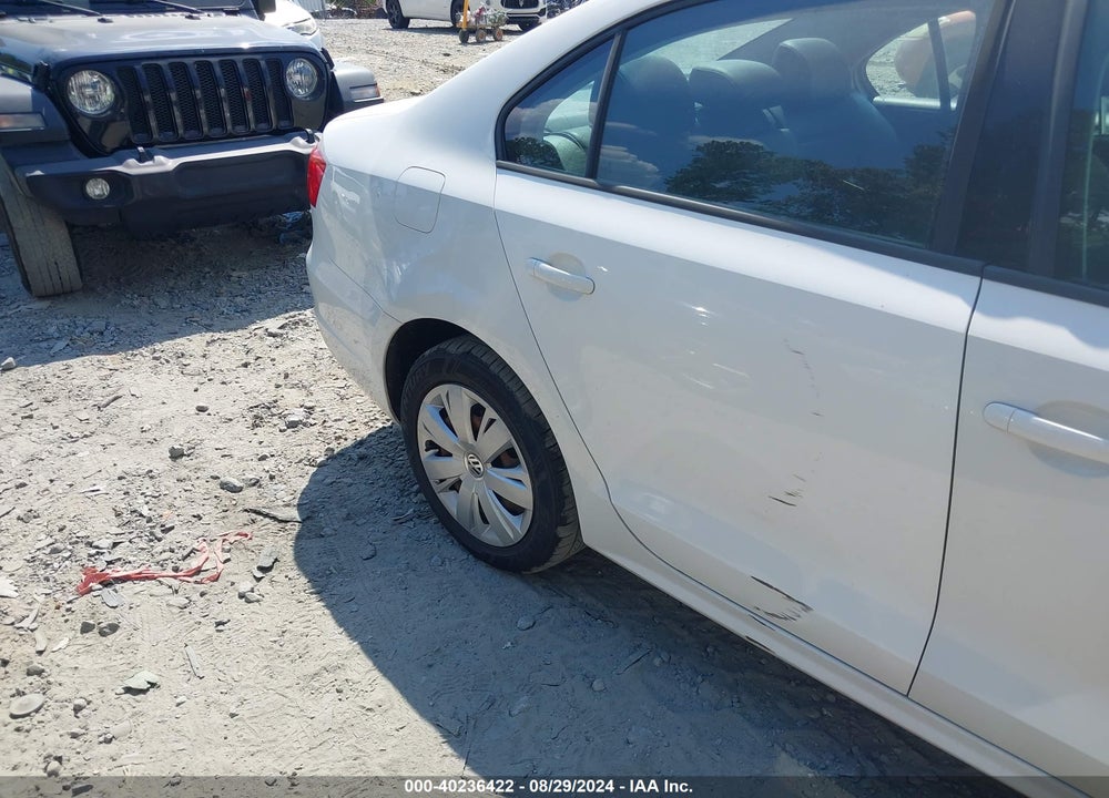 2012 VOLKSWAGEN JETTA 2.5L SE VIN: 3VWDP7AJXCM072089