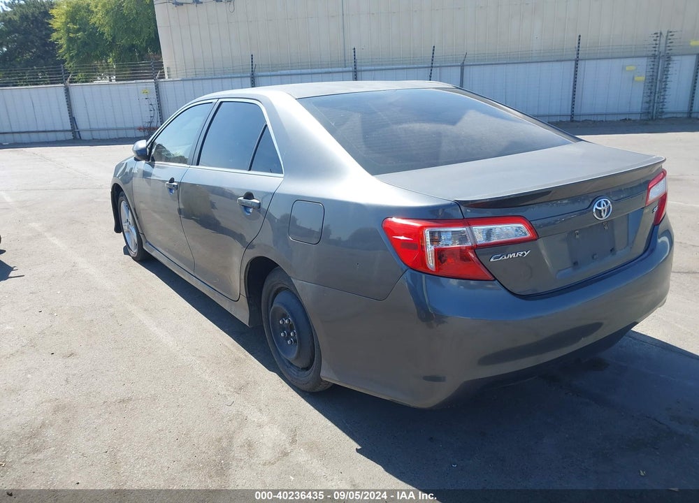 2012 TOYOTA CAMRY SE VIN: 4T1BF1FK1CU050744