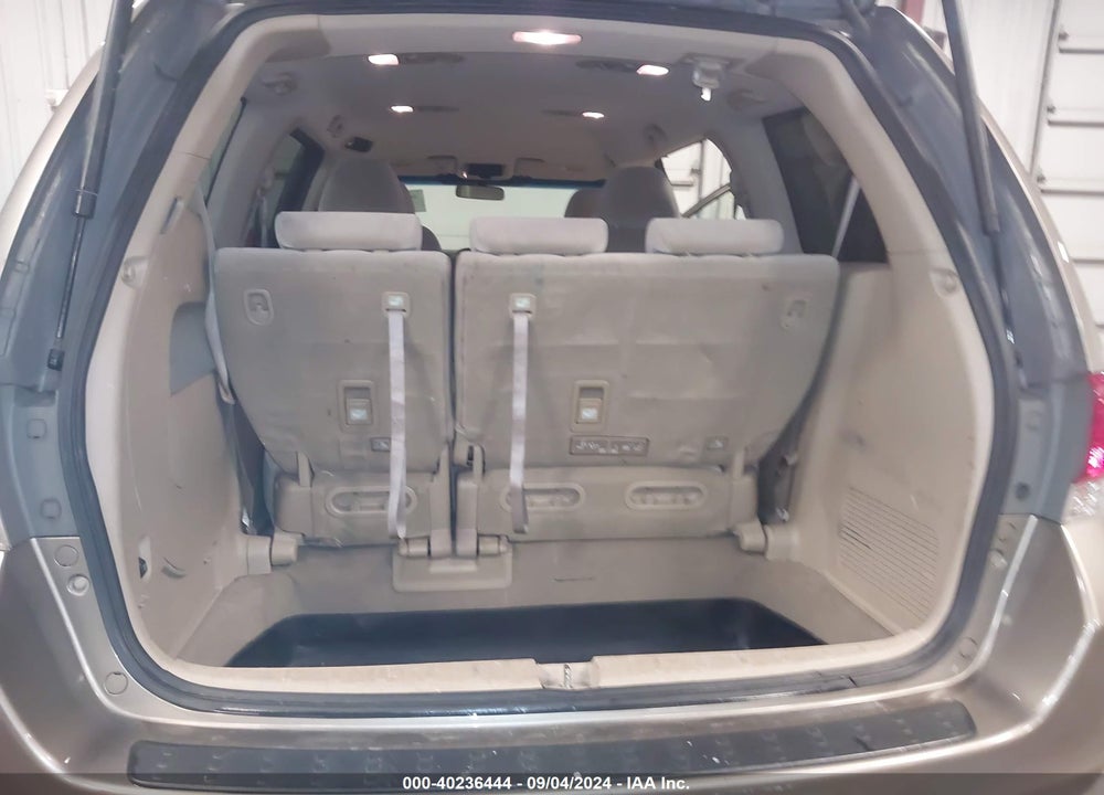 2010 HONDA ODYSSEY LX VIN: 5FNRL3H2XAB004663