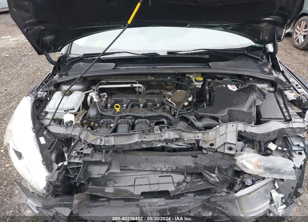 2016 FORD FOCUS SE VIN: 1FADP3F22GL250538