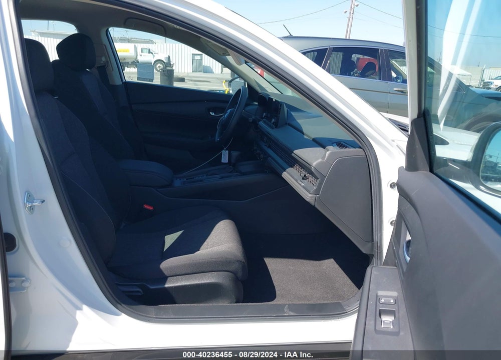 2024 HONDA ACCORD LX VIN: 1HGCY1F23RA009658