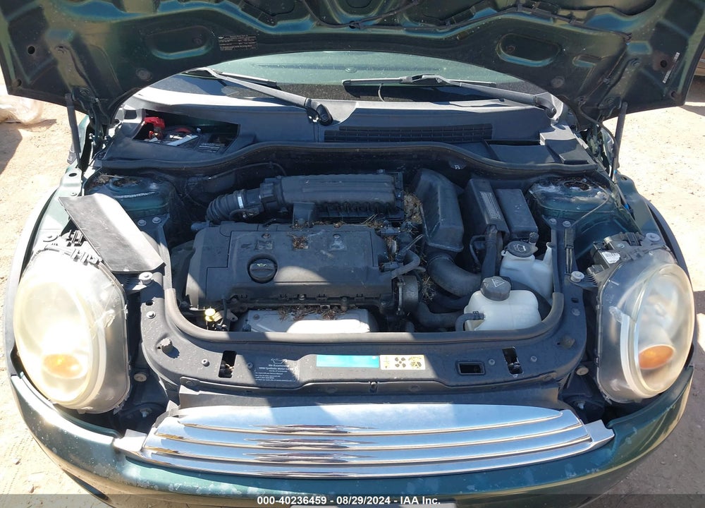 2009 MINI COOPER VIN: WMWMF33529TW75446