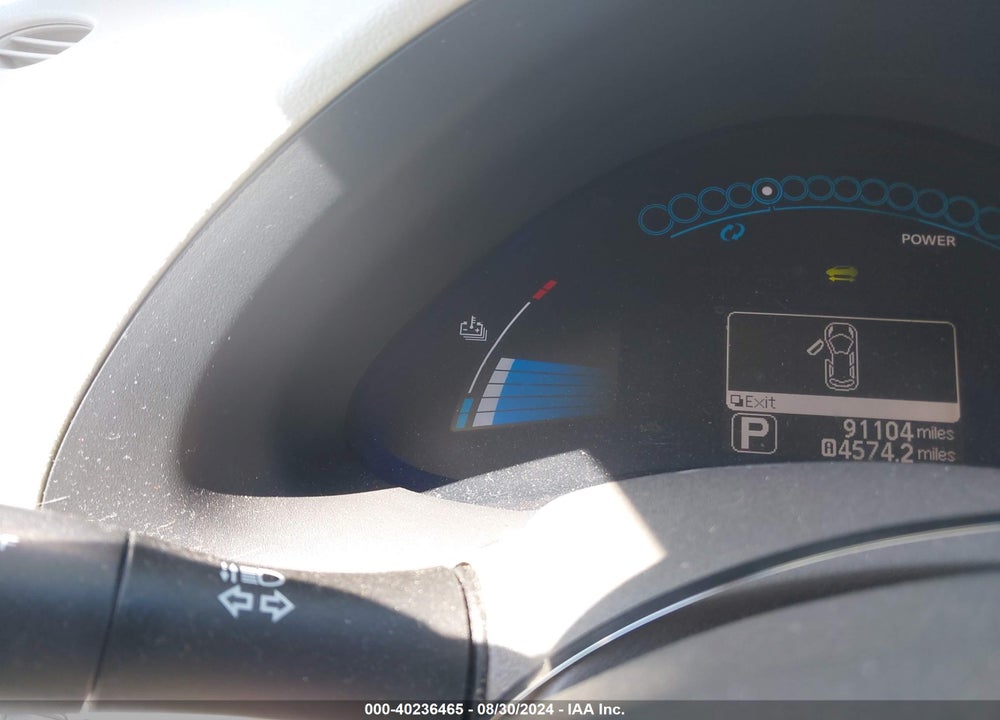 2011 NISSAN LEAF SL VIN: JN1AZ0CP3BT000968