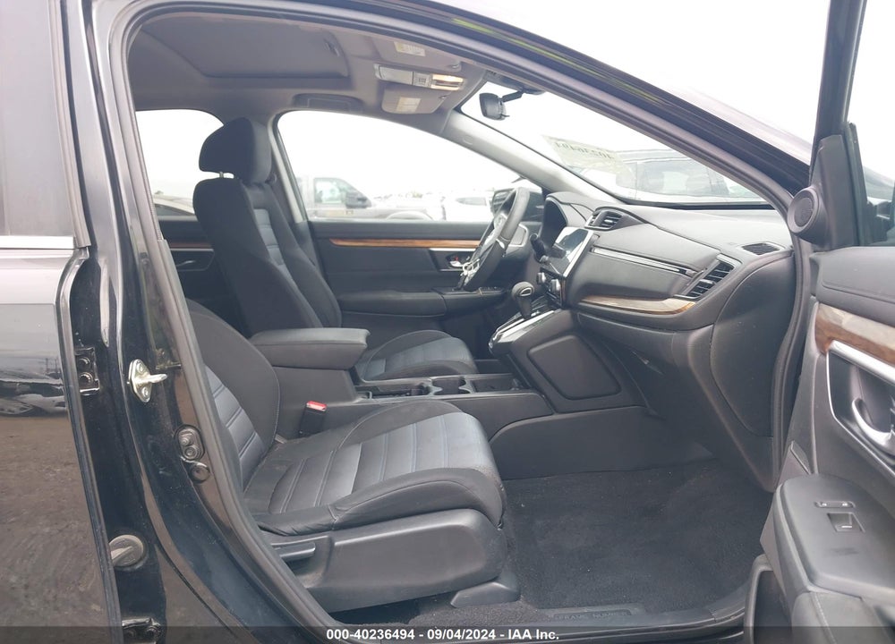 2017 HONDA CR-V EX VIN: 7FARW1H58HE048701