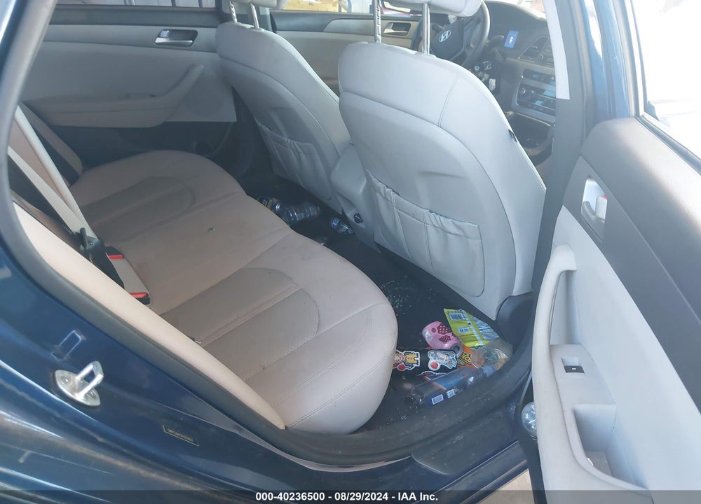 2015 HYUNDAI SONATA SE VIN: 5NPE24AF5FH231627