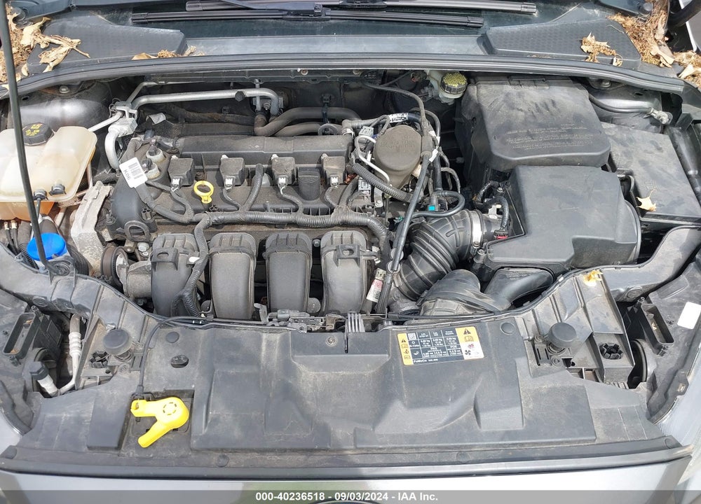 2015 FORD FOCUS SE VIN: 1FADP3K22FL254044