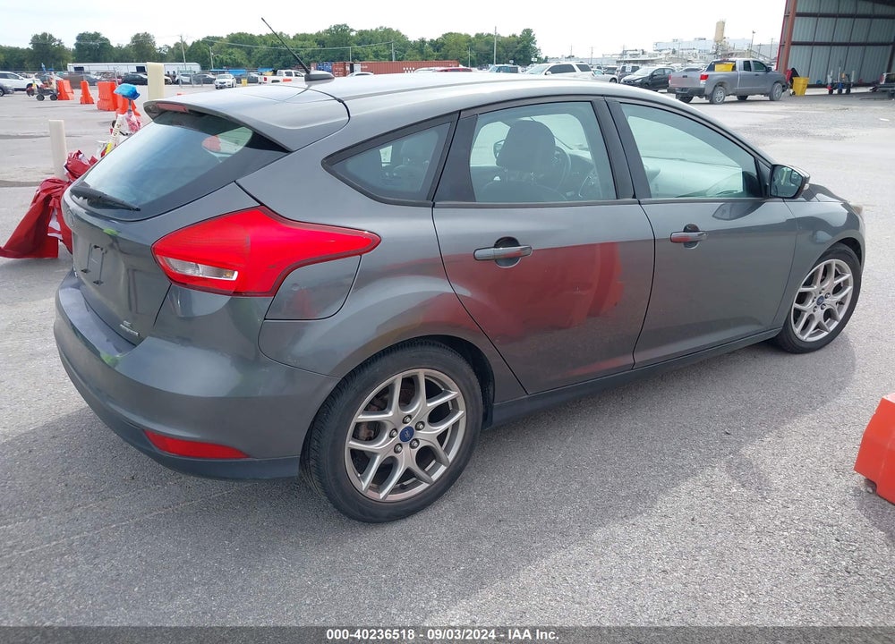 2015 FORD FOCUS SE VIN: 1FADP3K22FL254044