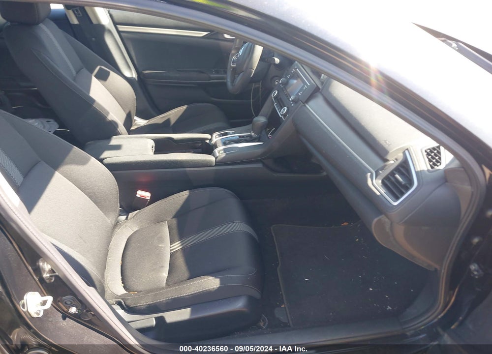 2018 HONDA CIVIC LX VIN: 2HGFC2F57JH554859