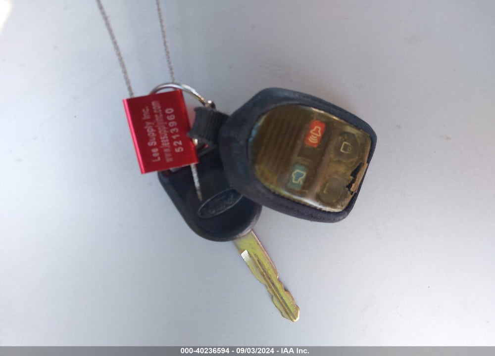 2008 FORD FOCUS VIN: 1FAHP35N18W276660