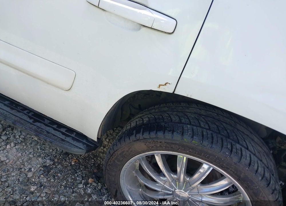 2007 GMC YUKON SLT VIN: 1GKFK130X7J308579