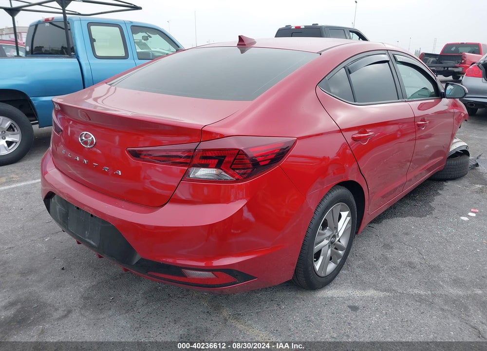 2020 HYUNDAI ELANTRA SEL VIN: KMHD84LF8LU106075