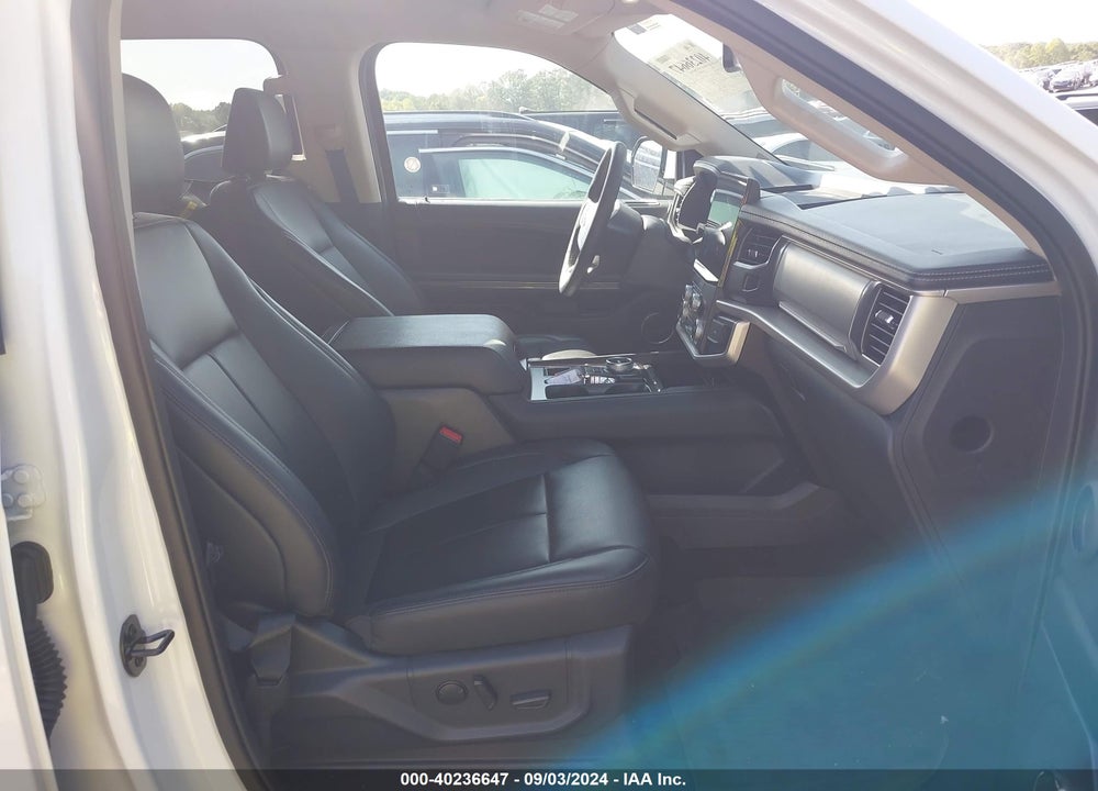 2024 FORD EXPEDITION XLT VIN: 1FMJU1H8XREA19787