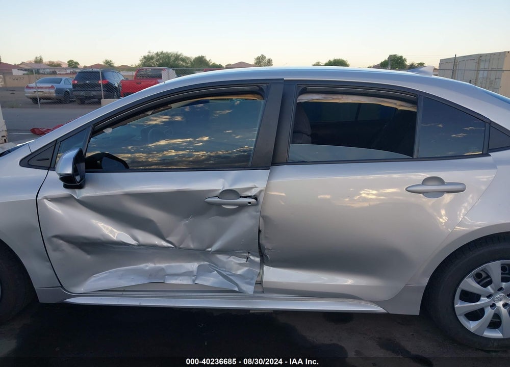 2022 TOYOTA COROLLA LE VIN: 5YFEPMAE6NP368330