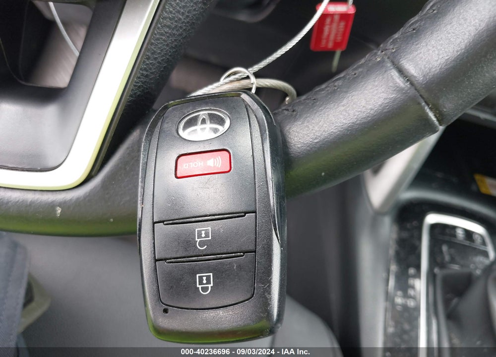 2023 TOYOTA COROLLA CROSS XLE VIN: 7MUEAAAG1PV053646
