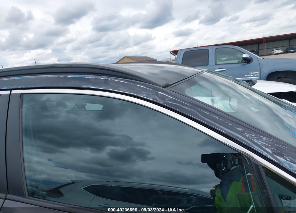 2023 TOYOTA COROLLA CROSS XLE VIN: 7MUEAAAG1PV053646