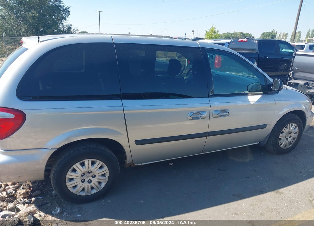 2006 CHRYSLER TOWN & COUNTRY VIN: 1A4GP45R36B620972