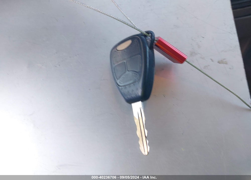 2006 CHRYSLER TOWN & COUNTRY VIN: 1A4GP45R36B620972