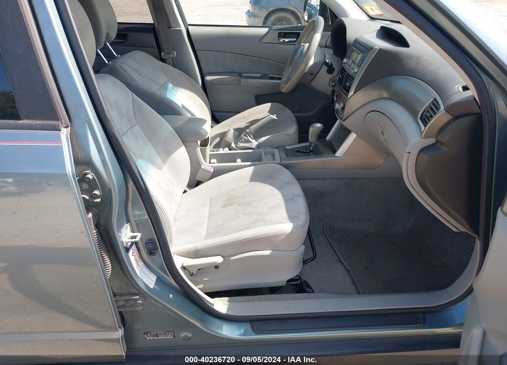2010 SUBARU FORESTER 2.5X PREMIUM VIN: JF2SH6CC3AH716907