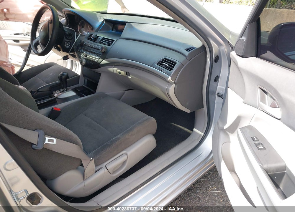 2009 HONDA ACCORD 2.4 EX VIN: 1HGCP26749A173974