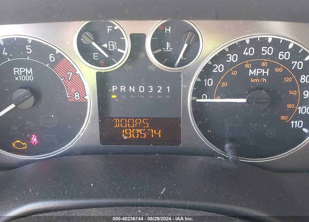 2007 HUMMER H3 SUV VIN: 5GTDN13E778206355