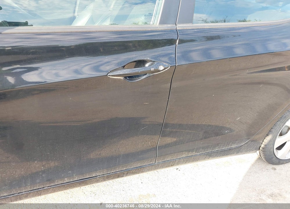 2012 HYUNDAI ELANTRA VIN: KMHDH4AE2CU464721