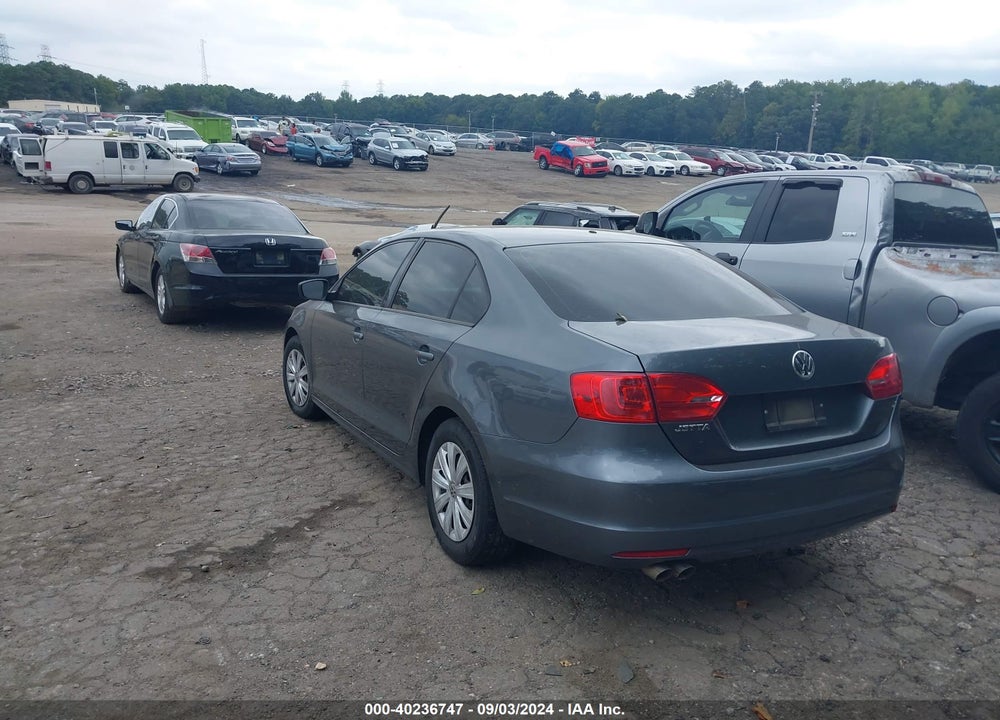 2013 VOLKSWAGEN JETTA VIN: 3VW2K7AJ3DM402128